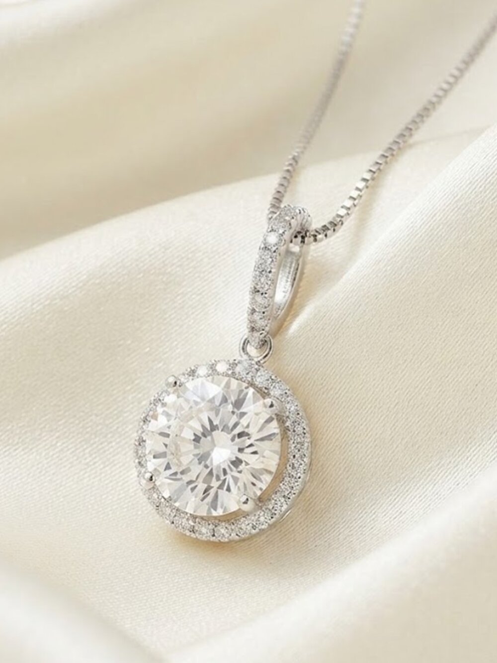 🖤 CZ Round Silver Necklace